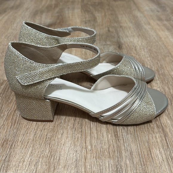 BENJAMIN WALK | Touch Ups Women's Foster Heeled Sandals - Picture 5 of 10